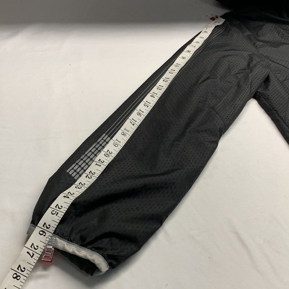 Puma Sport Life Style Wind Breaker Jacket Elasticized Waist Black Size Medium - Picture 14 of 15